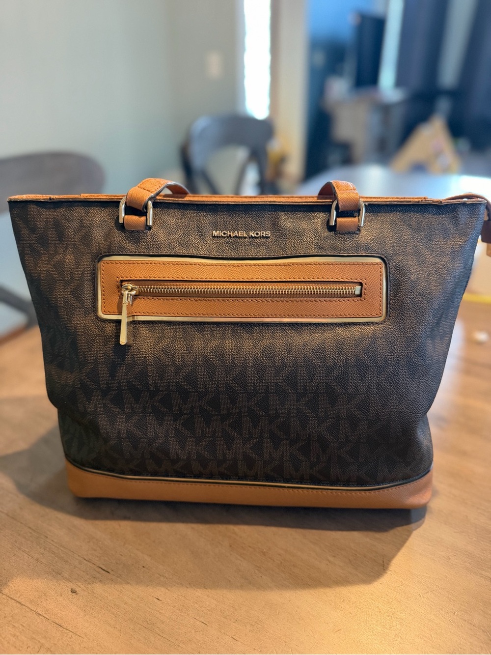 Michael Kors Jet Set Signature Brown MK Tote Bag Large Zip Purse Clean!